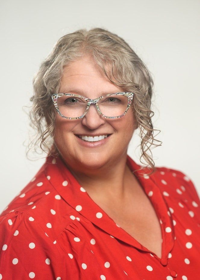 Dani Filas 2023 headshot