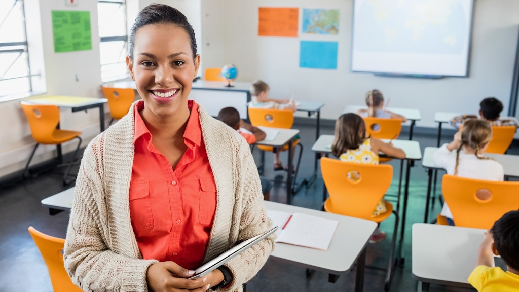 Books Main Shutterstock 448193431